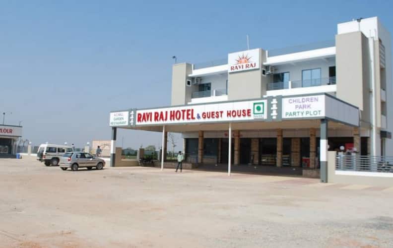 Hotel Ravi Raj and Guest House, Viramgam 4